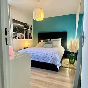 Superbe Avec Vue Et Salle D Eau Privative Dans Duplex De 140m2 - Proche Chu Clermont Séjour chez l'habitant